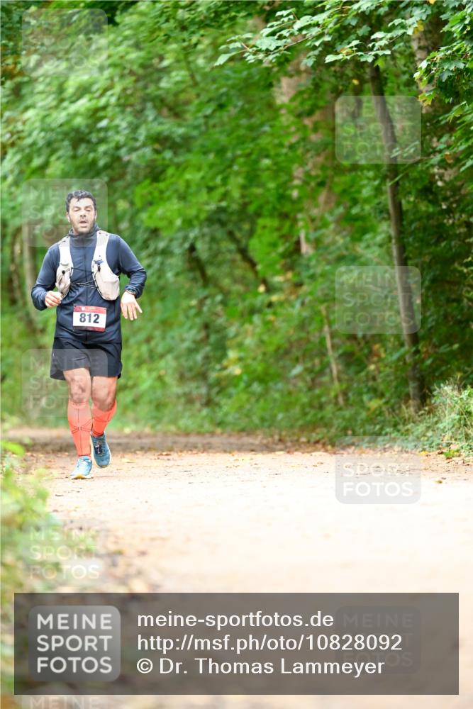 11.10.2026 - Bramfelder Halbmarathon 2026 Dr. Thomas Lammeyer http://msf.ph/oto/10828092 11.10.2026 11:05:20 Laufen 812 meine-sportfotos.de