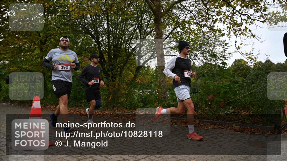11.10.2026 - Bramfelder Halbmarathon 2026 J. Mangold http://msf.ph/oto/10828118 11.10.2026 10:48:10 Laufen 234, 393, 454 meine-sportfotos.de