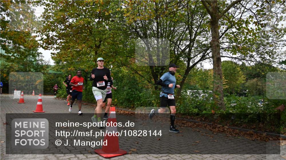 11.10.2026 - Bramfelder Halbmarathon 2026 J. Mangold http://msf.ph/oto/10828144 11.10.2026 10:48:25 Laufen 43, 376, 422, 503, 510, 547, 580 meine-sportfotos.de
