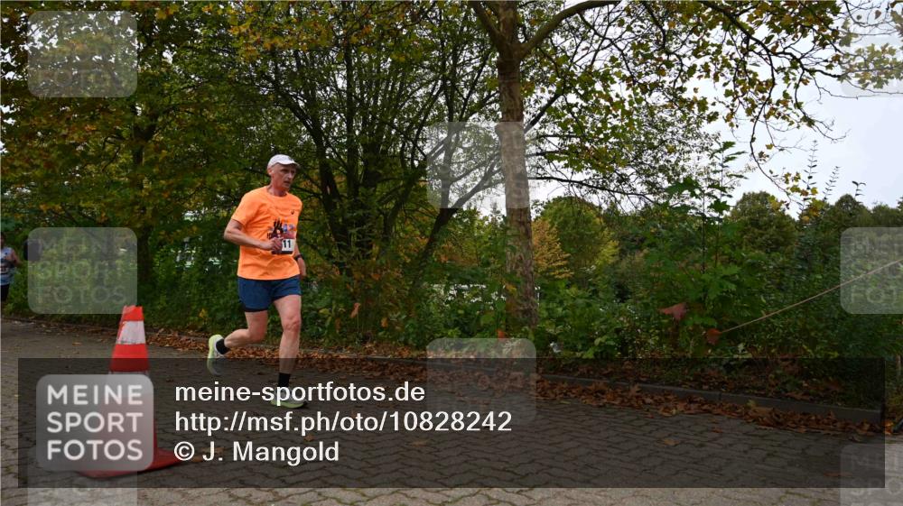 11.10.2026 - Bramfelder Halbmarathon 2026 J. Mangold http://msf.ph/oto/10828242 11.10.2026 10:50:39 Laufen 345, 811 meine-sportfotos.de