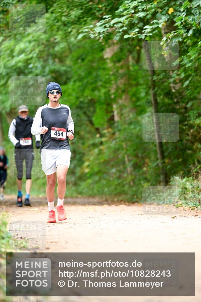 11.10.2026 - Bramfelder Halbmarathon 2026 Dr. Thomas Lammeyer http://msf.ph/oto/10828243 11.10.2026 11:06:13 Laufen 454, 764 meine-sportfotos.de