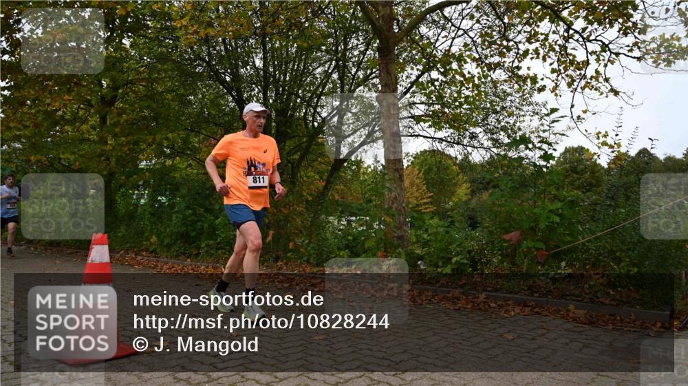 11.10.2026 - Bramfelder Halbmarathon 2026 J. Mangold http://msf.ph/oto/10828244 11.10.2026 10:50:39 Laufen 345, 811 meine-sportfotos.de