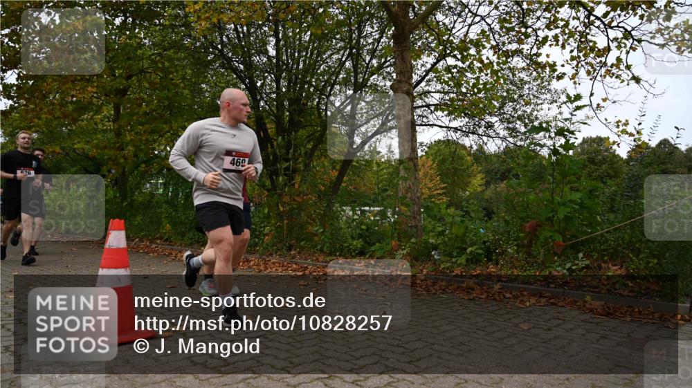 11.10.2026 - Bramfelder Halbmarathon 2026 J. Mangold http://msf.ph/oto/10828257 11.10.2026 10:50:46 Laufen 288, 345, 411, 469, 626 meine-sportfotos.de