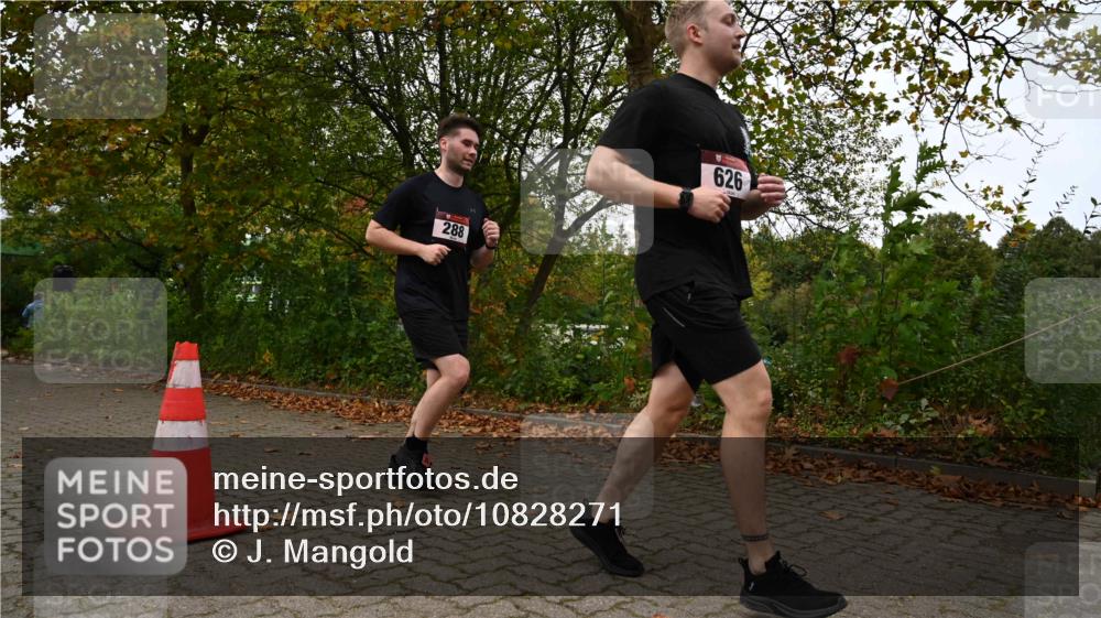 11.10.2026 - Bramfelder Halbmarathon 2026 J. Mangold http://msf.ph/oto/10828271 11.10.2026 10:50:48 Laufen 288, 411, 469, 626 meine-sportfotos.de