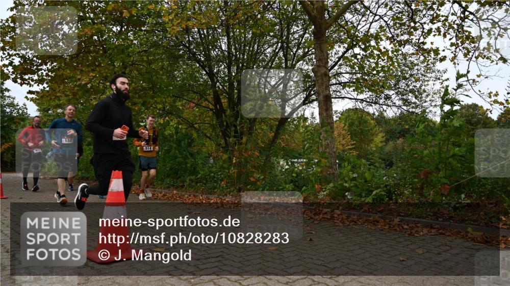 11.10.2026 - Bramfelder Halbmarathon 2026 J. Mangold http://msf.ph/oto/10828283 11.10.2026 10:50:54 Laufen 132, 288, 365, 401, 435, 514, 626, 766 meine-sportfotos.de
