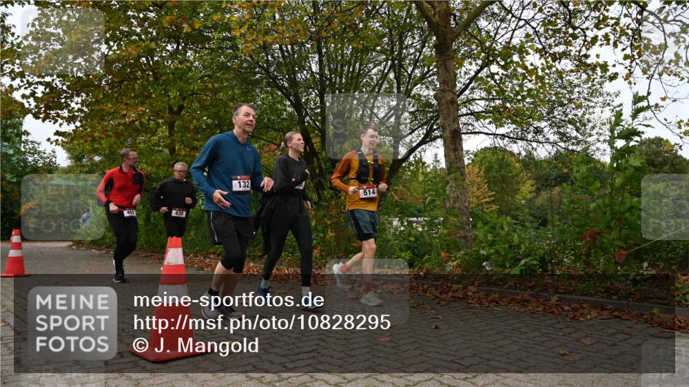 11.10.2026 - Bramfelder Halbmarathon 2026 J. Mangold http://msf.ph/oto/10828295 11.10.2026 10:50:56 Laufen 132, 365, 401, 435, 514, 766 meine-sportfotos.de