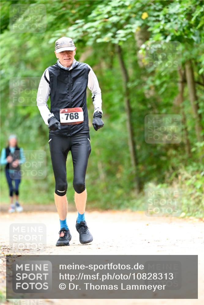 11.10.2026 - Bramfelder Halbmarathon 2026 Dr. Thomas Lammeyer http://msf.ph/oto/10828313 11.10.2026 11:06:20 Laufen 2, 768 meine-sportfotos.de