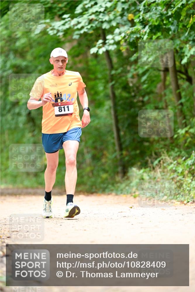 11.10.2026 - Bramfelder Halbmarathon 2026 Dr. Thomas Lammeyer http://msf.ph/oto/10828409 11.10.2026 11:06:58 Laufen 811 meine-sportfotos.de