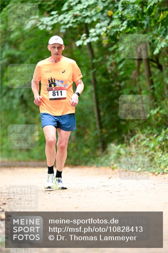 11.10.2026 - Bramfelder Halbmarathon 2026 Dr. Thomas Lammeyer http://msf.ph/oto/10828413 11.10.2026 11:06:58 Laufen 811 meine-sportfotos.de