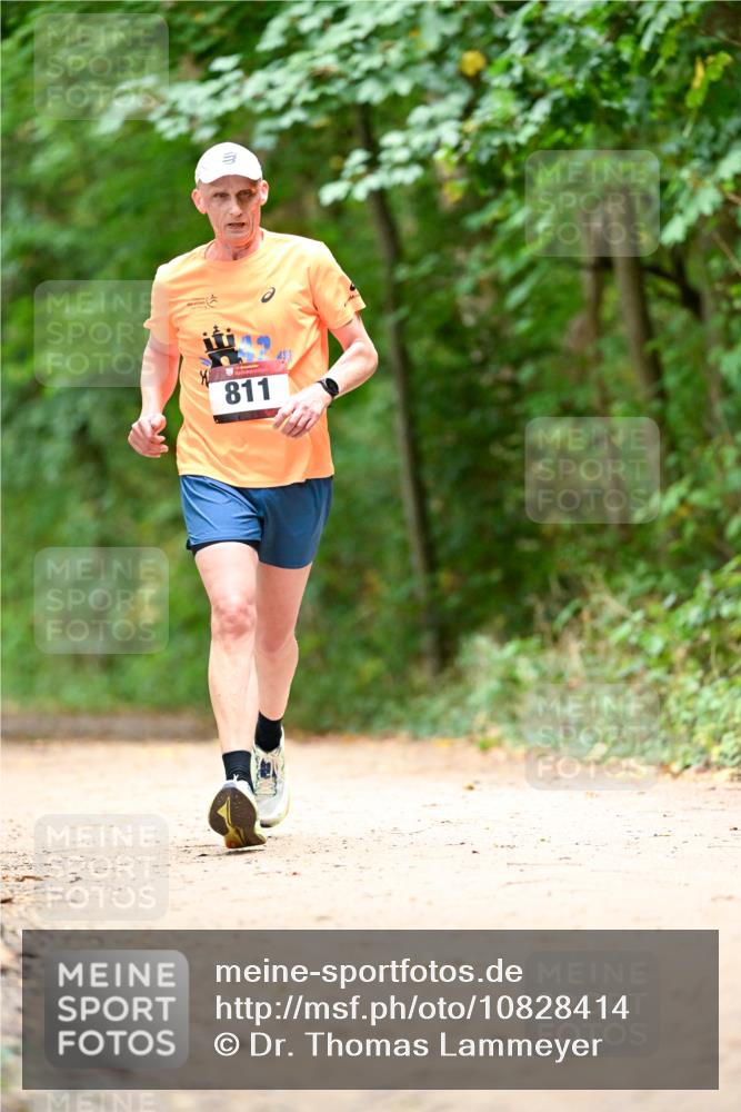 11.10.2026 - Bramfelder Halbmarathon 2026 Dr. Thomas Lammeyer http://msf.ph/oto/10828414 11.10.2026 11:06:58 Laufen 811 meine-sportfotos.de