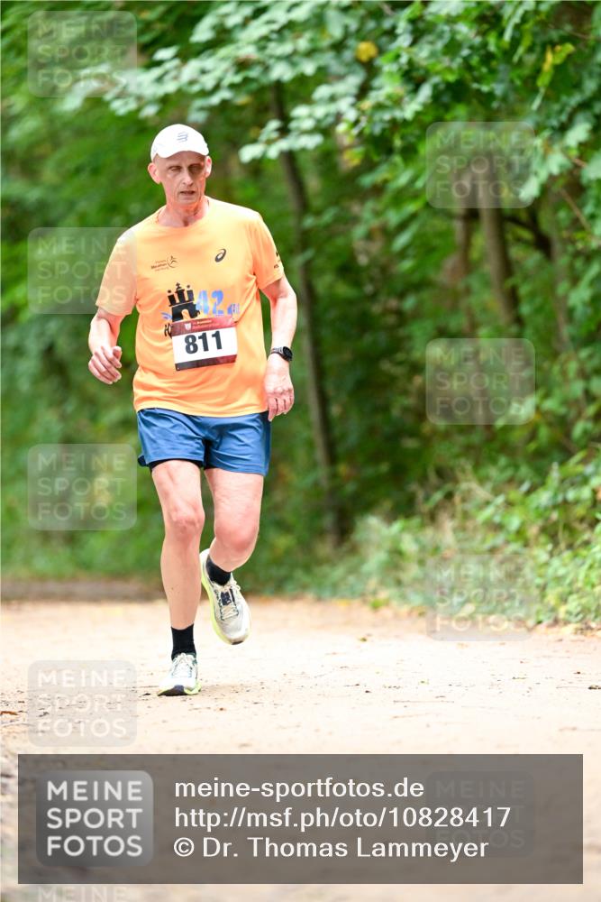 11.10.2026 - Bramfelder Halbmarathon 2026 Dr. Thomas Lammeyer http://msf.ph/oto/10828417 11.10.2026 11:06:58 Laufen 811 meine-sportfotos.de