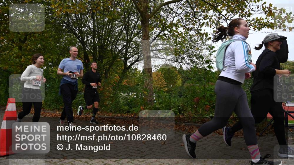 11.10.2026 - Bramfelder Halbmarathon 2026 J. Mangold http://msf.ph/oto/10828460 11.10.2026 10:54:20 Laufen 53, 354, 439, 521, 590, 613, 637, 735 meine-sportfotos.de