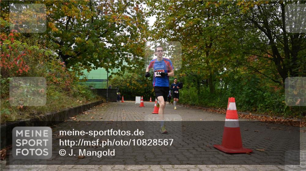 11.10.2026 - Bramfelder Halbmarathon 2026 J. Mangold http://msf.ph/oto/10828567 11.10.2026 10:55:47 Laufen 159, 444 meine-sportfotos.de