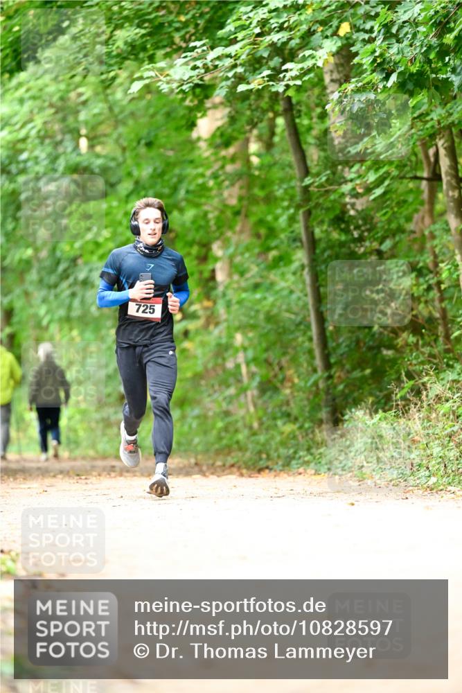 11.10.2026 - Bramfelder Halbmarathon 2026 Dr. Thomas Lammeyer http://msf.ph/oto/10828597 11.10.2026 11:07:45 Laufen 725 meine-sportfotos.de