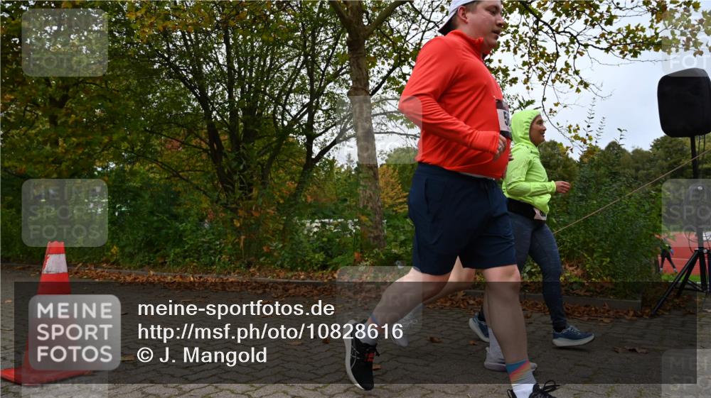 11.10.2026 - Bramfelder Halbmarathon 2026 J. Mangold http://msf.ph/oto/10828616 11.10.2026 10:56:43 Laufen 568, 793, 820 meine-sportfotos.de
