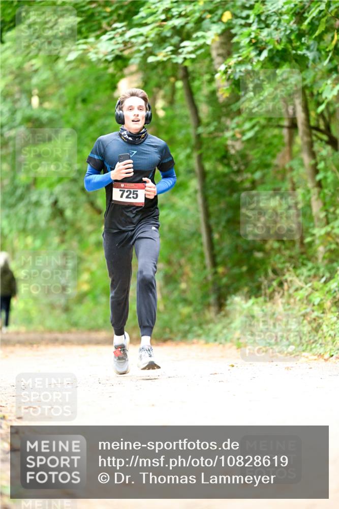 11.10.2026 - Bramfelder Halbmarathon 2026 Dr. Thomas Lammeyer http://msf.ph/oto/10828619 11.10.2026 11:07:47 Laufen 20, 725 meine-sportfotos.de