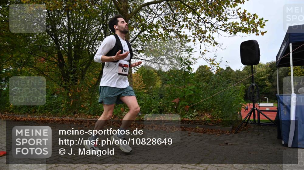 11.10.2026 - Bramfelder Halbmarathon 2026 J. Mangold http://msf.ph/oto/10828649 11.10.2026 10:57:00 Laufen 75, 270, 323, 553, 769 meine-sportfotos.de
