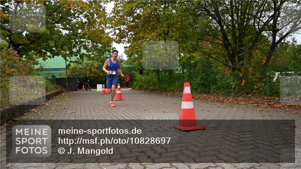 11.10.2026 - Bramfelder Halbmarathon 2026 J. Mangold http://msf.ph/oto/10828697 11.10.2026 10:57:37 Laufen 6, 363 meine-sportfotos.de
