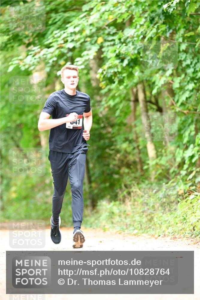 11.10.2026 - Bramfelder Halbmarathon 2026 Dr. Thomas Lammeyer http://msf.ph/oto/10828764 11.10.2026 11:08:06 Laufen 041 meine-sportfotos.de