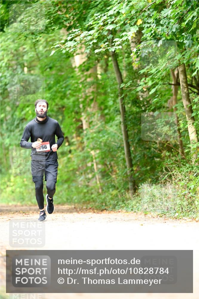 11.10.2026 - Bramfelder Halbmarathon 2026 Dr. Thomas Lammeyer http://msf.ph/oto/10828784 11.10.2026 11:08:09 Laufen 66 meine-sportfotos.de