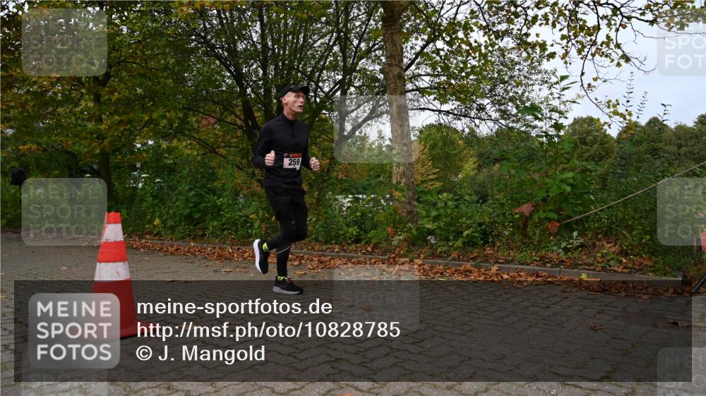 11.10.2026 - Bramfelder Halbmarathon 2026 J. Mangold http://msf.ph/oto/10828785 11.10.2026 10:58:41 Laufen 121, 259 meine-sportfotos.de