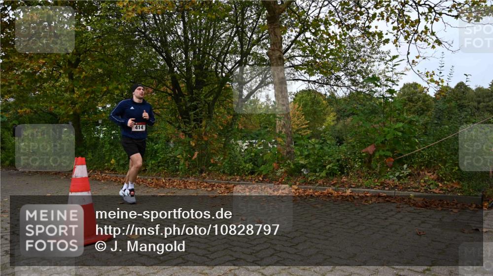 11.10.2026 - Bramfelder Halbmarathon 2026 J. Mangold http://msf.ph/oto/10828797 11.10.2026 10:58:46 Laufen 121, 259, 607, 748 meine-sportfotos.de