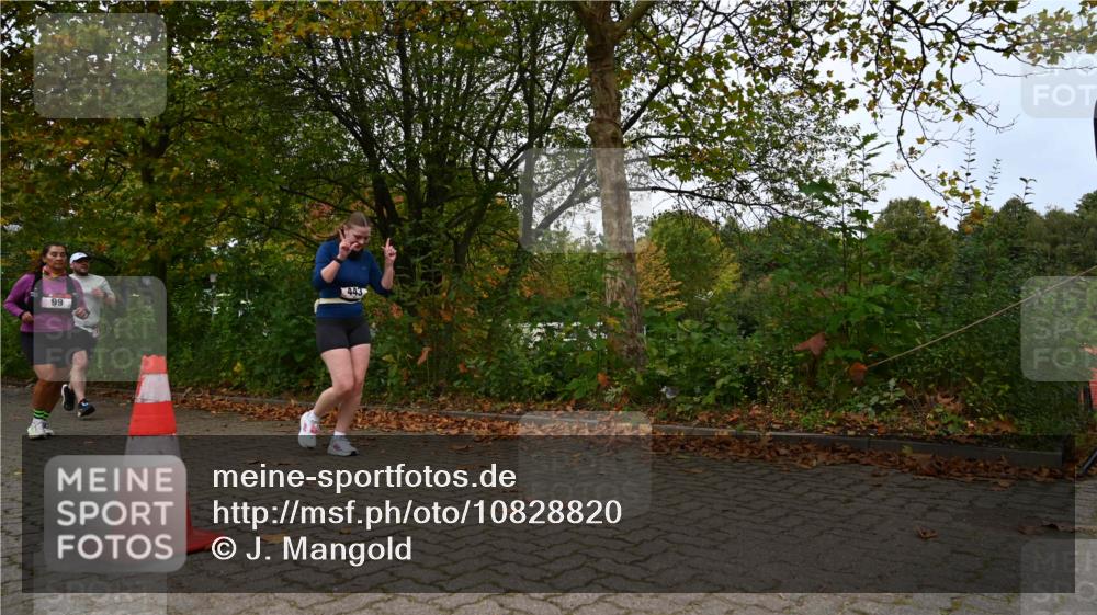 11.10.2026 - Bramfelder Halbmarathon 2026 J. Mangold http://msf.ph/oto/10828820 11.10.2026 10:59:05 Laufen 99, 174, 443 meine-sportfotos.de