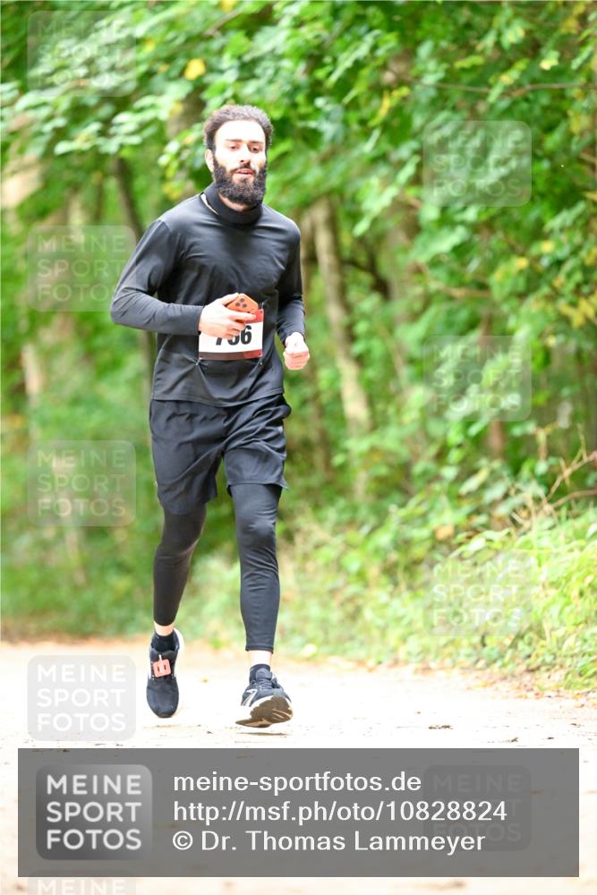 11.10.2026 - Bramfelder Halbmarathon 2026 Dr. Thomas Lammeyer http://msf.ph/oto/10828824 11.10.2026 11:08:13 Laufen 756 meine-sportfotos.de