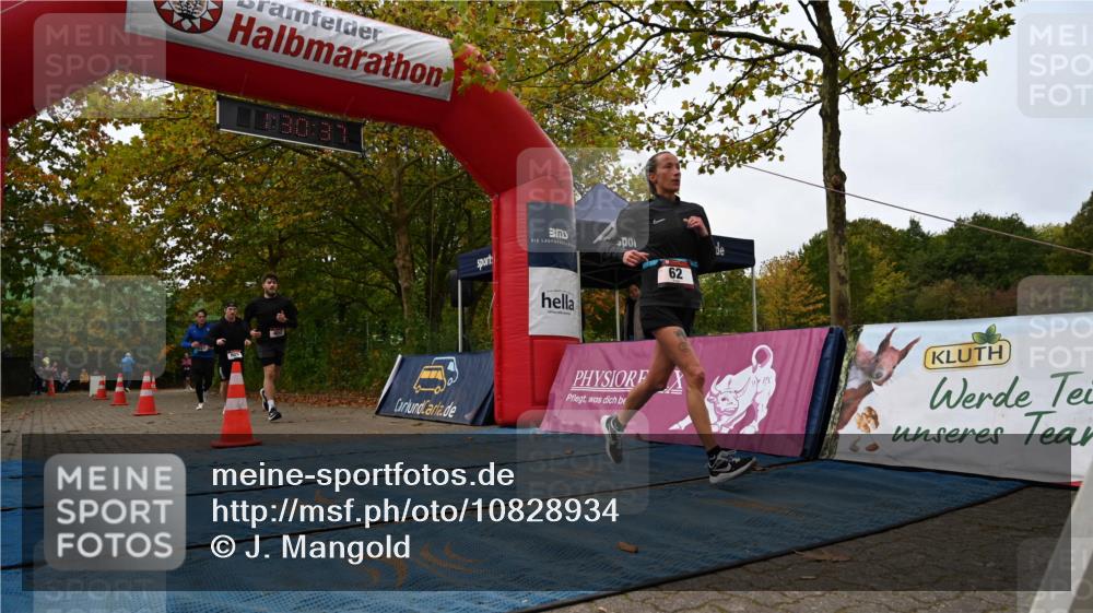 11.10.2026 - Bramfelder Halbmarathon 2026 J. Mangold http://msf.ph/oto/10828934 11.10.2026 11:00:36 Laufen 62, 432, 452, 567, 605, 738 meine-sportfotos.de