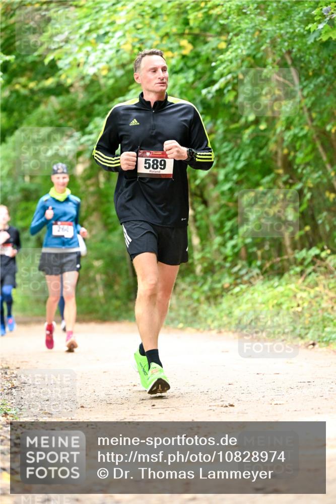 11.10.2026 - Bramfelder Halbmarathon 2026 Dr. Thomas Lammeyer http://msf.ph/oto/10828974 11.10.2026 11:08:39 Laufen 264, 589 meine-sportfotos.de