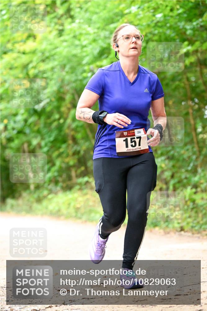 11.10.2026 - Bramfelder Halbmarathon 2026 Dr. Thomas Lammeyer http://msf.ph/oto/10829063 11.10.2026 11:08:48 Laufen 290, 157 meine-sportfotos.de