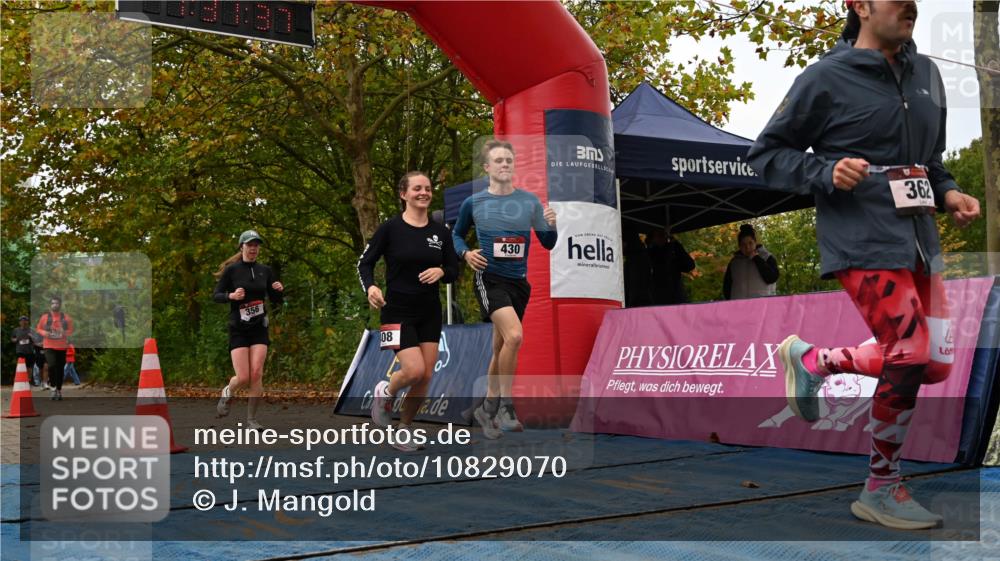 11.10.2026 - Bramfelder Halbmarathon 2026 J. Mangold http://msf.ph/oto/10829070 11.10.2026 11:01:35 Laufen 356, 362, 408, 427, 430 meine-sportfotos.de