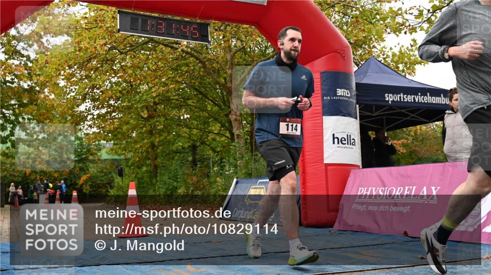 11.10.2026 - Bramfelder Halbmarathon 2026 J. Mangold http://msf.ph/oto/10829114 11.10.2026 11:01:44 Laufen 70, 114, 427 meine-sportfotos.de