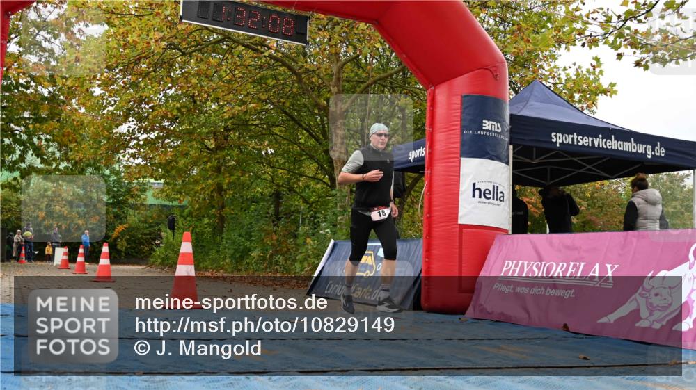 11.10.2026 - Bramfelder Halbmarathon 2026 J. Mangold http://msf.ph/oto/10829149 11.10.2026 11:02:06 Laufen 18 meine-sportfotos.de