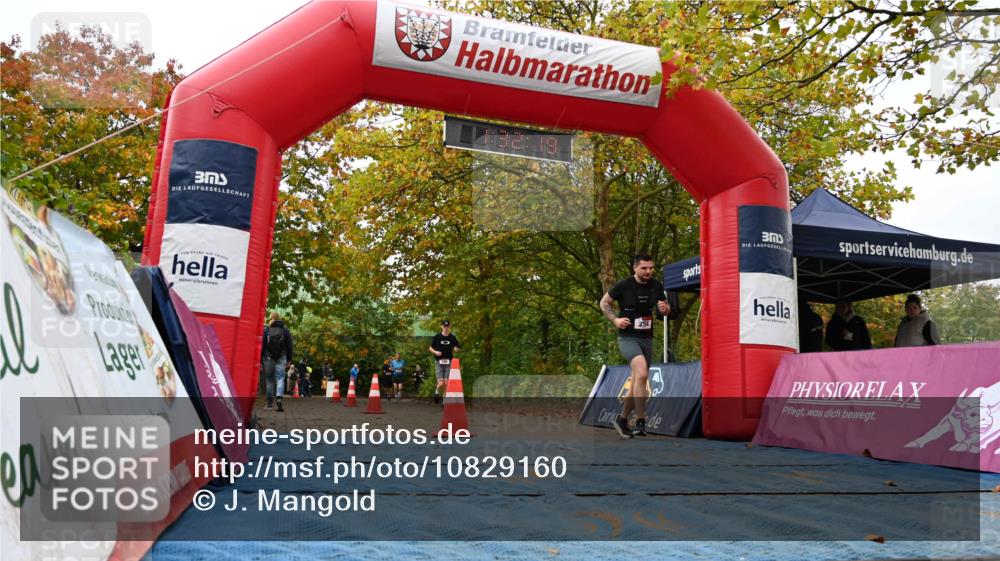 11.10.2026 - Bramfelder Halbmarathon 2026 J. Mangold http://msf.ph/oto/10829160 11.10.2026 11:02:18 Laufen 176, 254, 720 meine-sportfotos.de