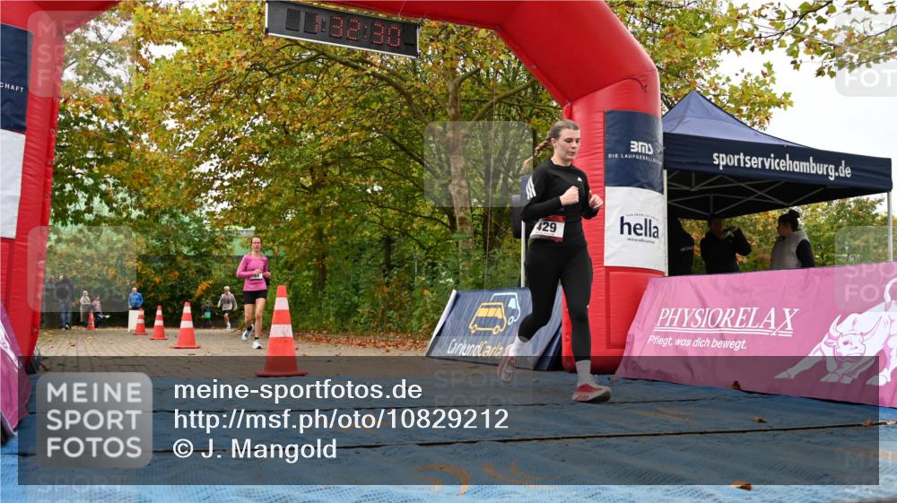 11.10.2026 - Bramfelder Halbmarathon 2026 J. Mangold http://msf.ph/oto/10829212 11.10.2026 11:02:28 Laufen 44, 82, 176, 429 meine-sportfotos.de