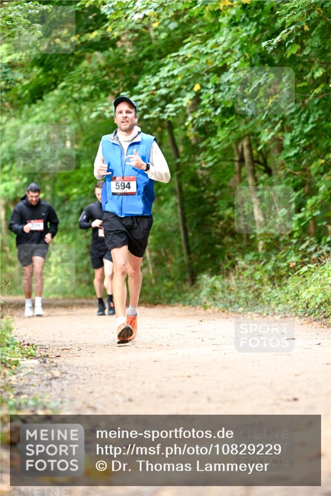 11.10.2026 - Bramfelder Halbmarathon 2026 Dr. Thomas Lammeyer http://msf.ph/oto/10829229 11.10.2026 11:09:10 Laufen 594 meine-sportfotos.de