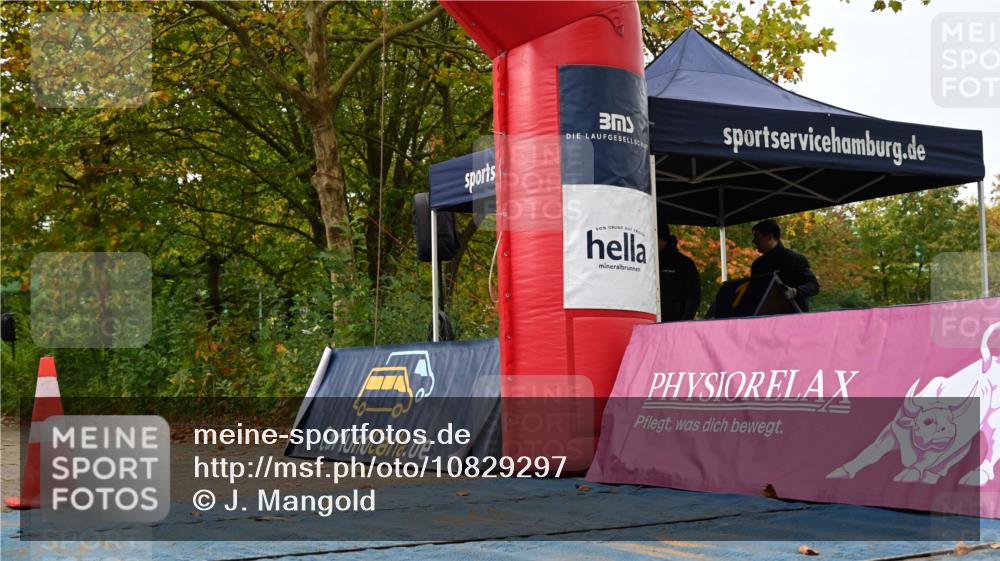 11.10.2026 - Bramfelder Halbmarathon 2026 J. Mangold http://msf.ph/oto/10829297 11.10.2026 11:03:36 Laufen 104, 164, 382 meine-sportfotos.de