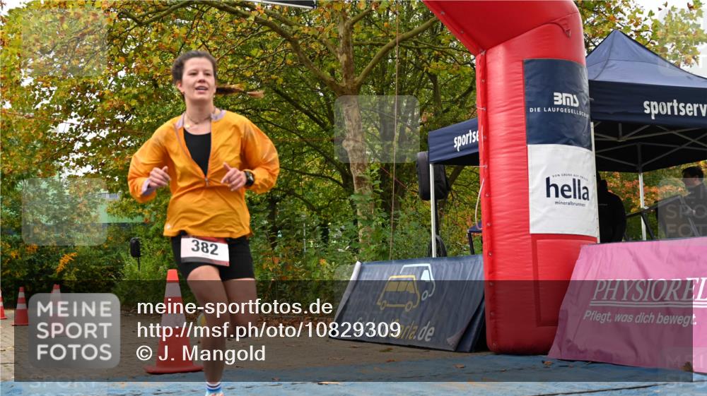 11.10.2026 - Bramfelder Halbmarathon 2026 J. Mangold http://msf.ph/oto/10829309 11.10.2026 11:03:37 Laufen 164, 382 meine-sportfotos.de