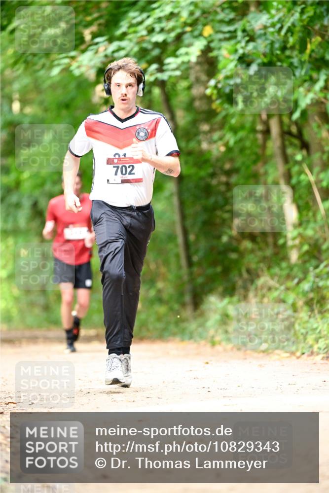 11.10.2026 - Bramfelder Halbmarathon 2026 Dr. Thomas Lammeyer http://msf.ph/oto/10829343 11.10.2026 11:09:56 Laufen 04, 702 meine-sportfotos.de