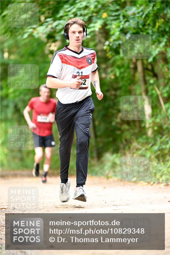 11.10.2026 - Bramfelder Halbmarathon 2026 Dr. Thomas Lammeyer http://msf.ph/oto/10829348 11.10.2026 11:09:57 Laufen 01, 2 meine-sportfotos.de