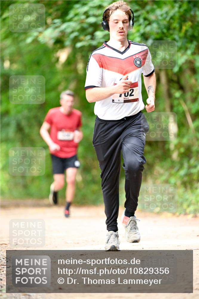 11.10.2026 - Bramfelder Halbmarathon 2026 Dr. Thomas Lammeyer http://msf.ph/oto/10829356 11.10.2026 11:09:57 Laufen 6, 02 meine-sportfotos.de