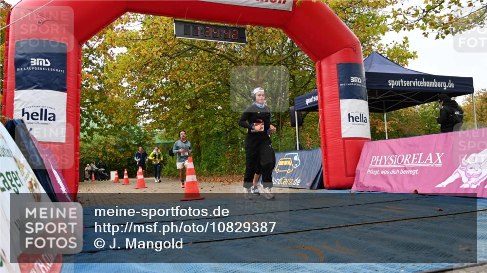 11.10.2026 - Bramfelder Halbmarathon 2026 J. Mangold http://msf.ph/oto/10829387 11.10.2026 11:04:40 Laufen 69, 79, 195, 467, 473 meine-sportfotos.de