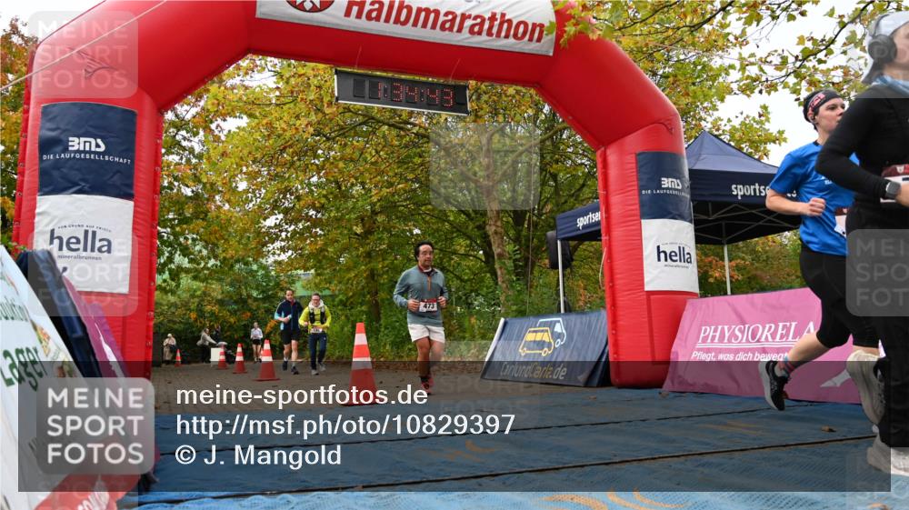 11.10.2026 - Bramfelder Halbmarathon 2026 J. Mangold http://msf.ph/oto/10829397 11.10.2026 11:04:42 Laufen 69, 79, 195, 467, 473 meine-sportfotos.de