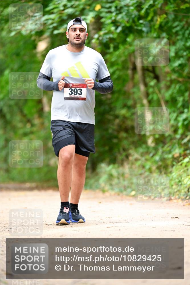 11.10.2026 - Bramfelder Halbmarathon 2026 Dr. Thomas Lammeyer http://msf.ph/oto/10829425 11.10.2026 11:10:20 Laufen 35, 393 meine-sportfotos.de