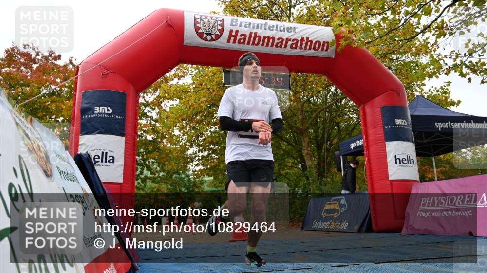 11.10.2026 - Bramfelder Halbmarathon 2026 J. Mangold http://msf.ph/oto/10829464 11.10.2026 11:05:32 Laufen 816 meine-sportfotos.de