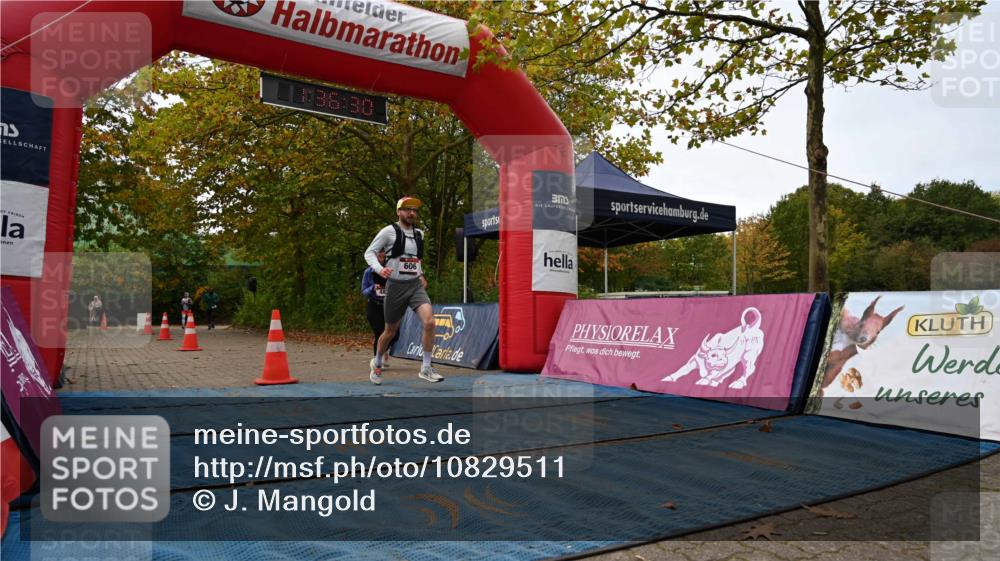 11.10.2026 - Bramfelder Halbmarathon 2026 J. Mangold http://msf.ph/oto/10829511 11.10.2026 11:06:28 Laufen 286, 489, 606 meine-sportfotos.de