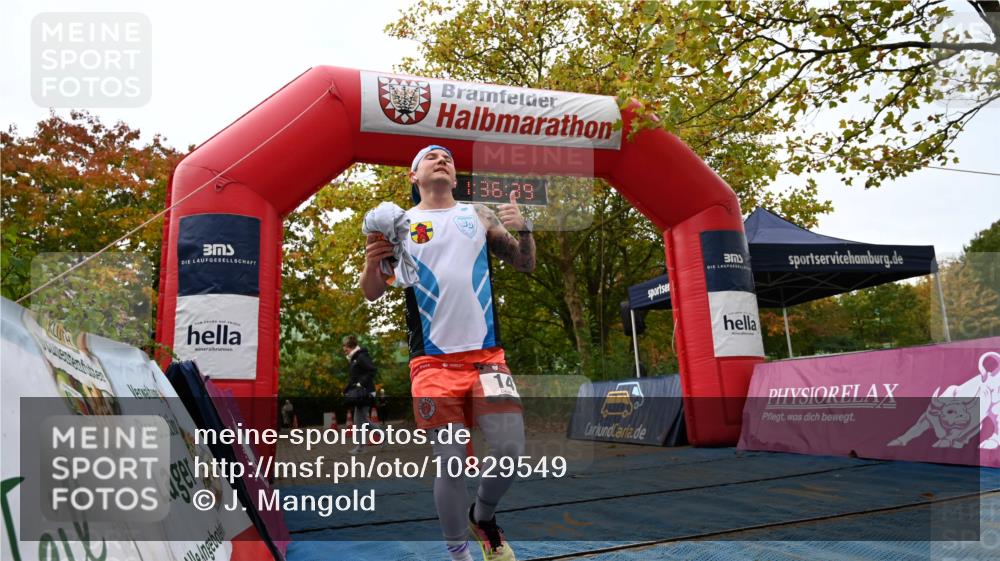11.10.2026 - Bramfelder Halbmarathon 2026 J. Mangold http://msf.ph/oto/10829549 11.10.2026 11:06:37 Laufen 98, 147, 495 meine-sportfotos.de