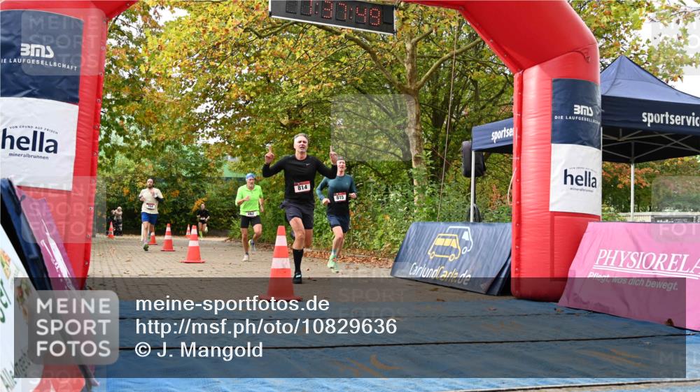 11.10.2026 - Bramfelder Halbmarathon 2026 J. Mangold http://msf.ph/oto/10829636 11.10.2026 11:07:47 Laufen 262, 704, 814, 815 meine-sportfotos.de