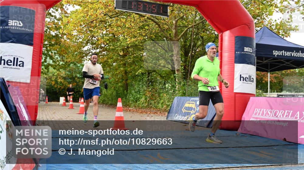 11.10.2026 - Bramfelder Halbmarathon 2026 J. Mangold http://msf.ph/oto/10829663 11.10.2026 11:07:50 Laufen 33, 262, 704, 814, 815 meine-sportfotos.de